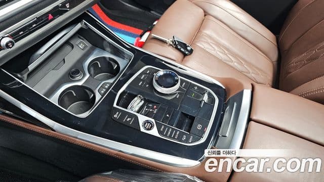 BMW X7 (G07) xDrive 40d M Sport 7인승, 2023 9