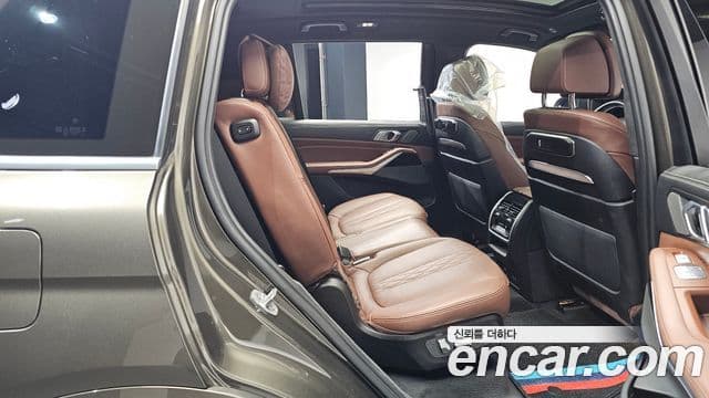 BMW X7 (G07) xDrive 40d M Sport 7인승, 2023 12