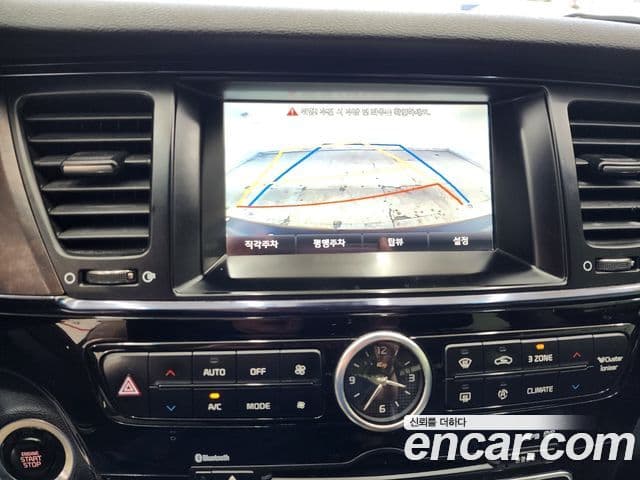 Kia K9 Special, 2013 17