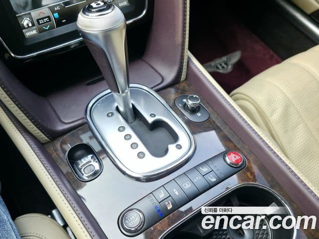 Bentley Flying Spur 2세대, 2015 15