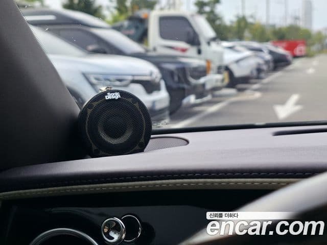 Bentley Flying Spur 2세대, 2015 18