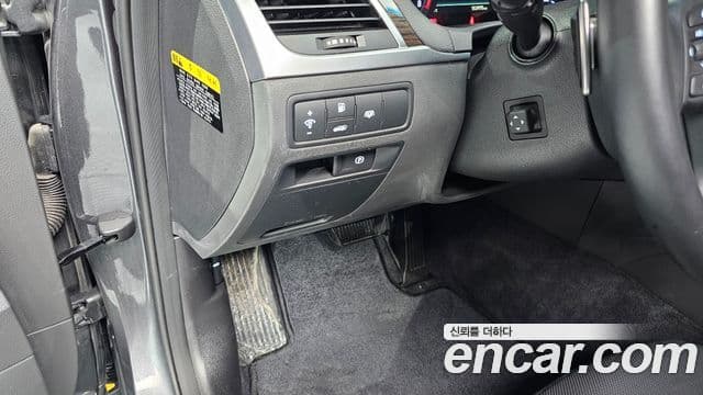 Genesis G80 Prestige, 2017 13