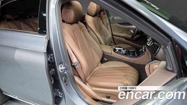 Mercedes-Benz E-класс W213 Exclusive, 2020 12