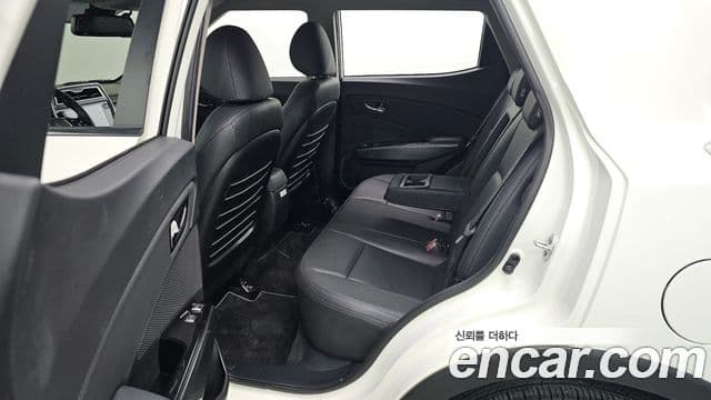 KG모빌리티(SsangYong) Berry New Tivoli V3, 2022 11