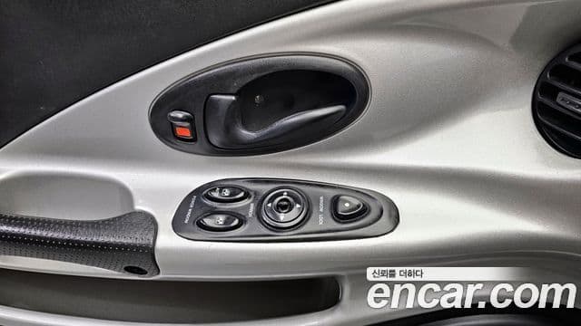 Hyundai 티뷰론 2.0 TGX, 1997 17