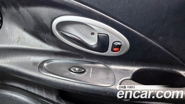 Hyundai 티뷰론 2.0 TGX, 1997 18