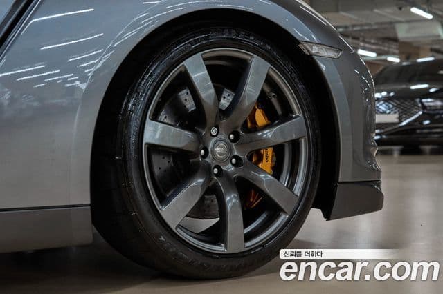 Nissan GT-R R35, 2008 все фото