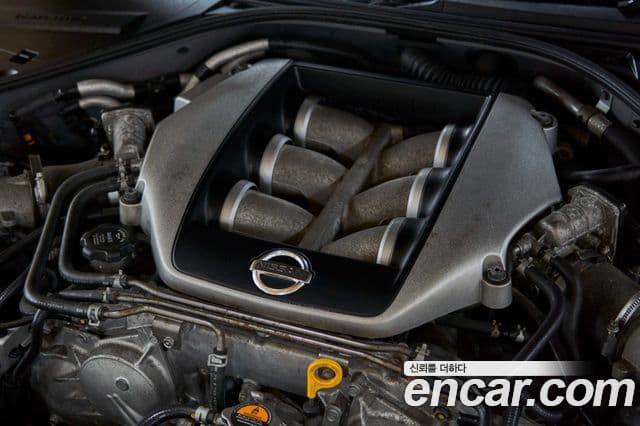 Nissan GT-R R35, 2008 6