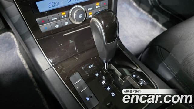 Kia New Opirus Luxury, 2009 9