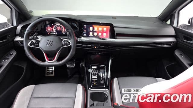 Volkswagen Гольф 8세대 2.0 GTI, 2024 7