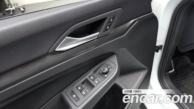 Volkswagen Гольф 8세대 2.0 GTI, 2024 12