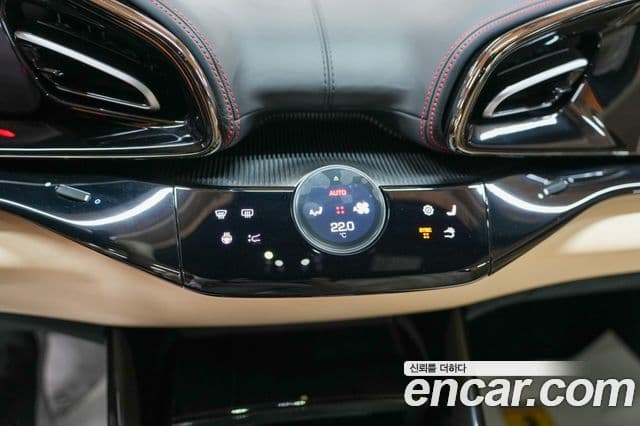 Ferrari Purosangue, 2025 12