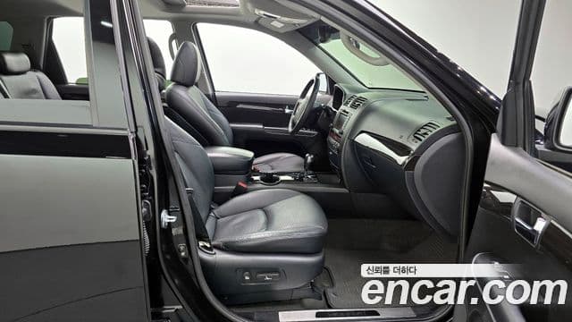 Kia Mohave 4WD KV300, 2012 10