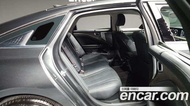 Kia K8 гибрид Noblesse, 2023 12