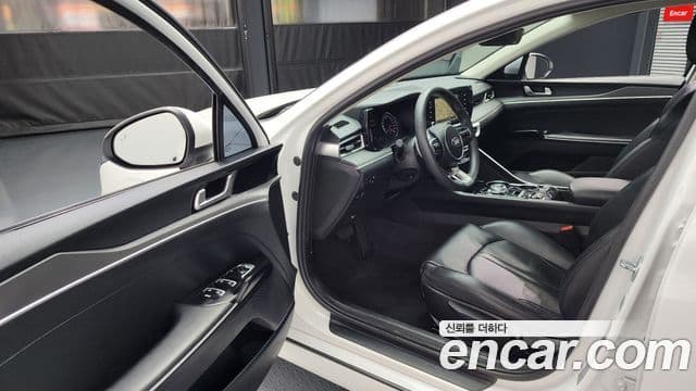 Kia K5 3세대 Trendy, 2021 10
