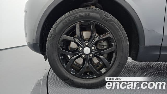 Land Rover Discovery 5 2.0 SD4 SE, 2018 все фото