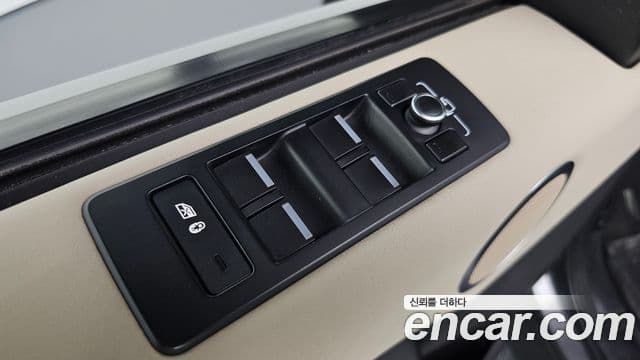 Land Rover Discovery 5 2.0 SD4 SE, 2018 12