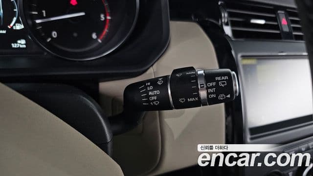 Land Rover Discovery 5 2.0 SD4 SE, 2018 14