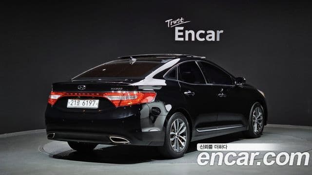 Hyundai Grandeur HG Luxury, 2012 2