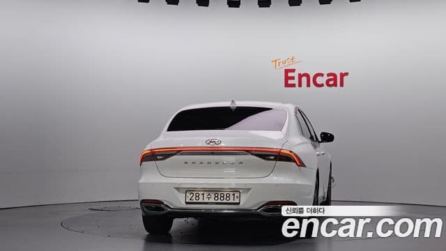 Hyundai The / новый New Grandeur IG люксовая версия, 2023 4