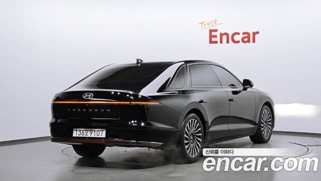 Hyundai Grandeur гибрид (GN7) Calligraphy, 2023 2