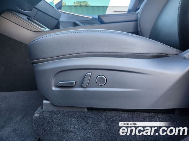 Tesla модель Y Long Range AWD, 2025 15