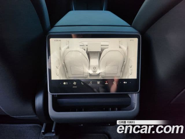 Tesla модель Y Long Range AWD, 2025 17