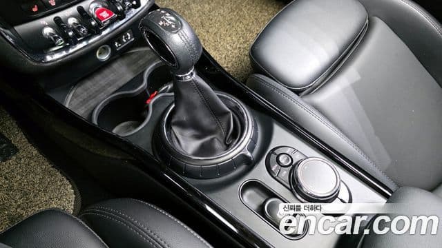 Mini Cooper 클럽맨 2세대, 2018 9