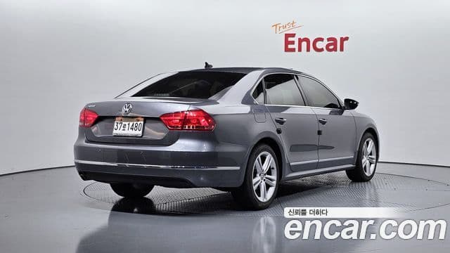 Volkswagen The / новый New Passat B7, 2013 2