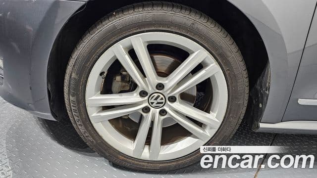 Volkswagen The / новый New Passat B7, 2013 все фото