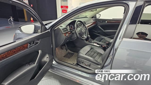 Volkswagen The / новый New Passat B7, 2013 11