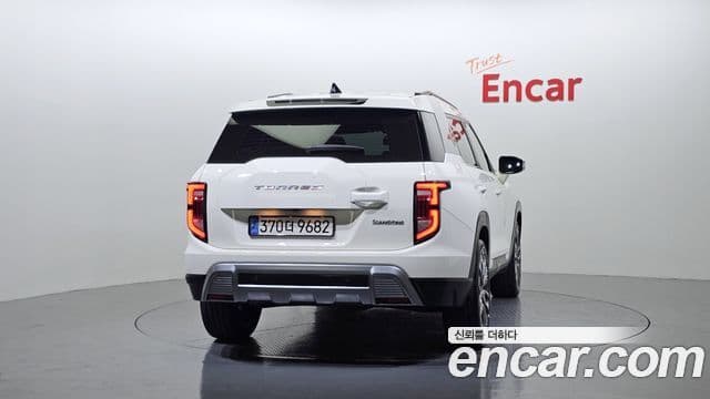 KG모빌리티(SsangYong) Torres T7, 2023 4