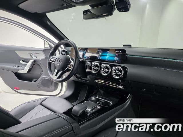 Mercedes-Benz A-класс W177 A220 седан, 2021 7