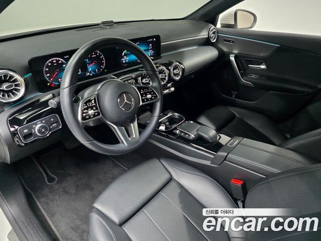 Mercedes-Benz A-класс W177 A220 седан, 2021 9