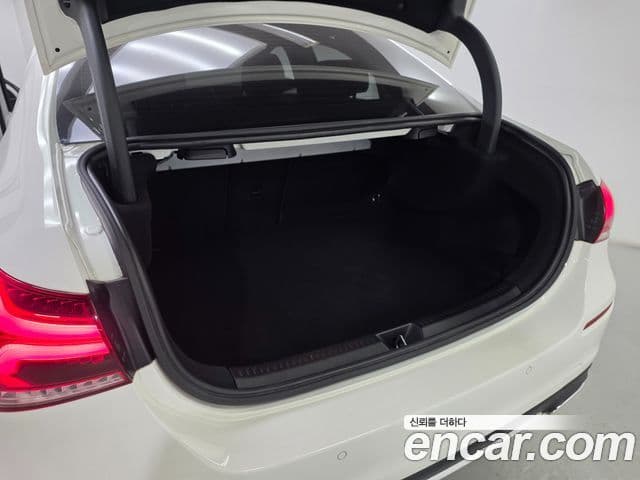 Mercedes-Benz A-класс W177 A220 седан, 2021 19