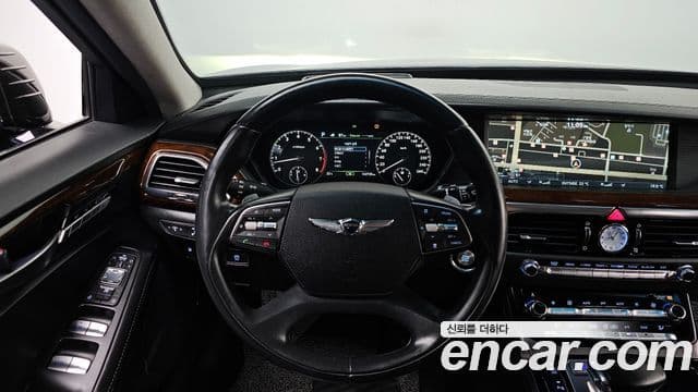 Genesis EQ900 Prestige, 2017 13