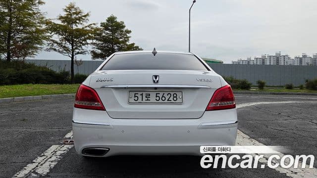 Hyundai Equus(новый кузов / новое поколение) Luxury, 2010 6