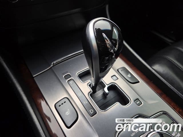 Hyundai Equus(новый кузов / новое поколение) Luxury, 2010 16