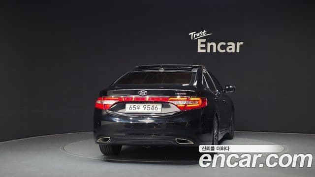 Hyundai Grandeur HG Premium, 2013 4