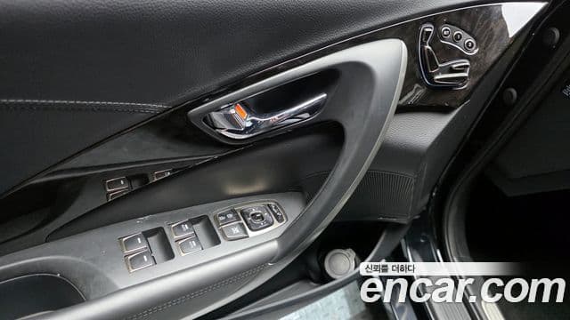 Hyundai Grandeur HG Premium, 2013 14