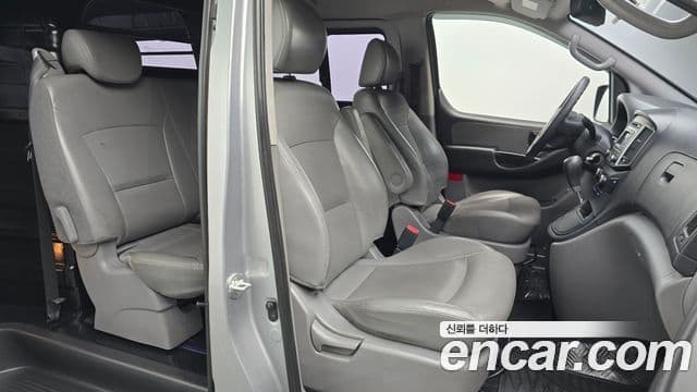 Hyundai Grand Starex Smart, 2017 10