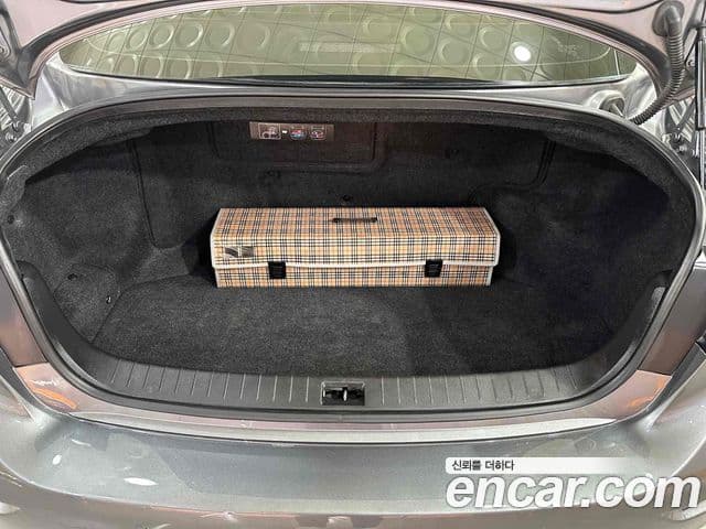 Infiniti Q50 Style, 2017 19