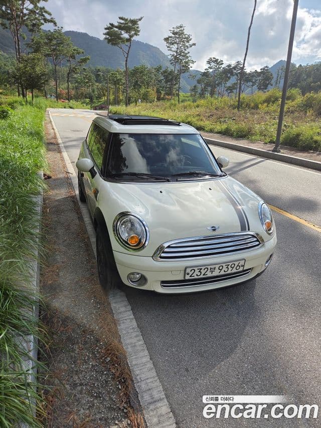 Mini Cooper 클럽맨 Laurel, 2010 3