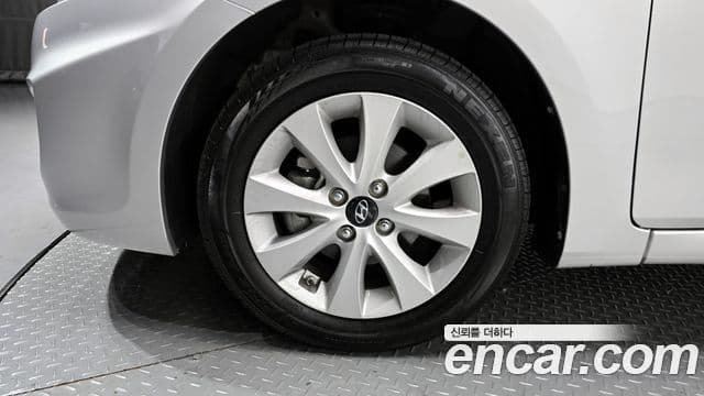 Hyundai Accent(новый кузов / новое поколение) Modern, 2016 все фото