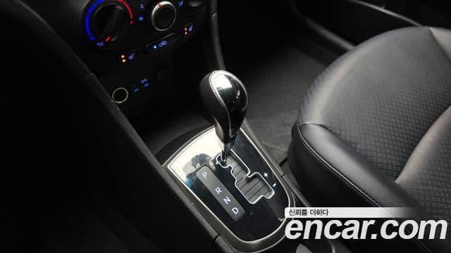 Hyundai Accent(новый кузов / новое поколение) Modern, 2016 9