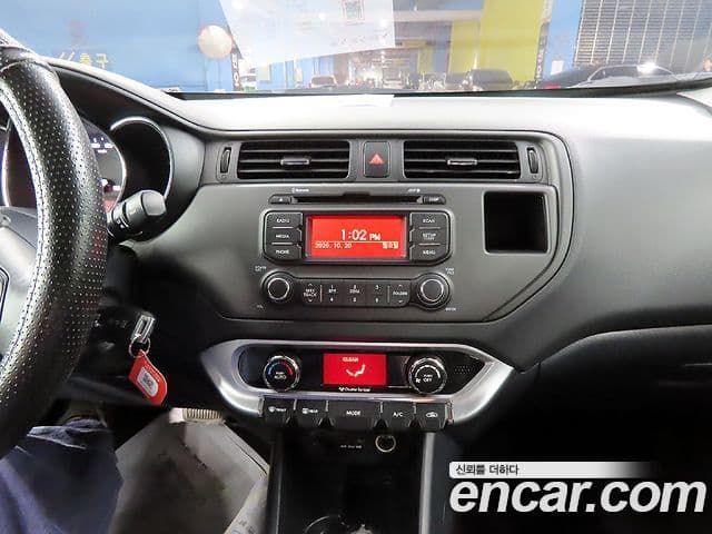 Kia All New Pride Deluxe, 2014 12