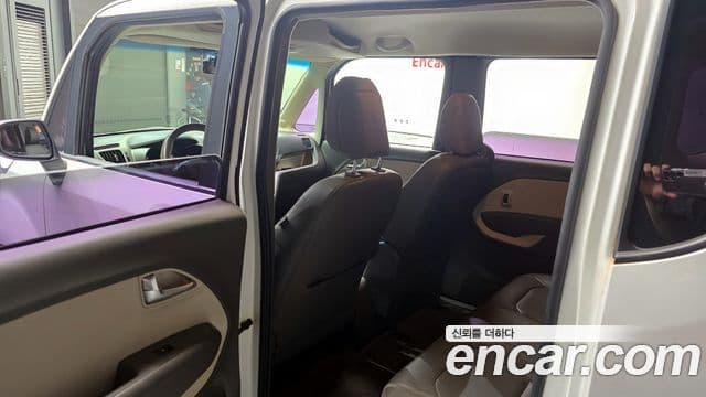 Kia Ray Luxury, 2013 11