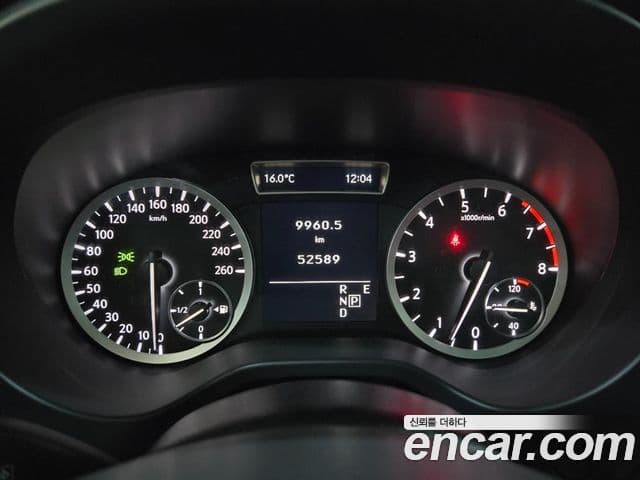 Infiniti Q30 2.0 Essential, 2019 10