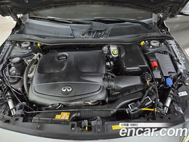 Infiniti Q30 2.0 Essential, 2019 18