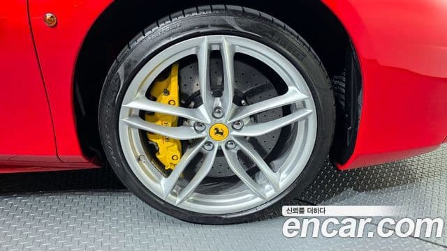 Ferrari 488 GTB, 2018 все фото